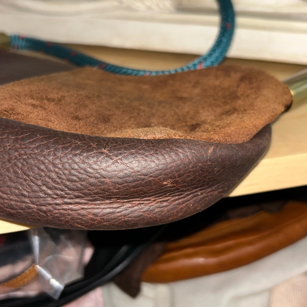 Wildwood Oyster Co. Brown Leather Crossbody - Picture 7 of 13